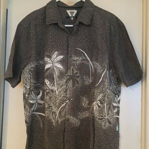 Vissla men’s button down shirt